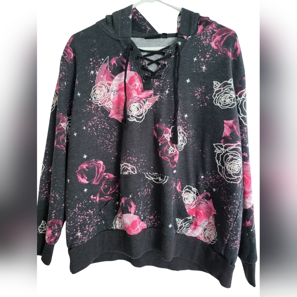 Torrid Lovesick Skulls & Roses Black & Pink Lace Up Hoodie Sweatshirt Size 0